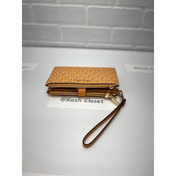 Michael Kors Wristlet Double Zip Large Wallet MK Signature honey comb yellow - Picture 3 of 10